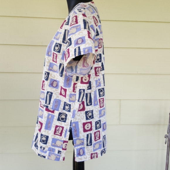 Health Pro Scrubs Child Care Exotic Animals (XS) - Picture 3 of 9